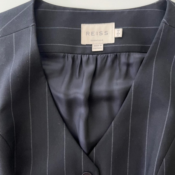 REISS Women's Single-Breasted Tailored Pinstripe Waistcoat/Vest Size US 2 - Picture 4 of 7